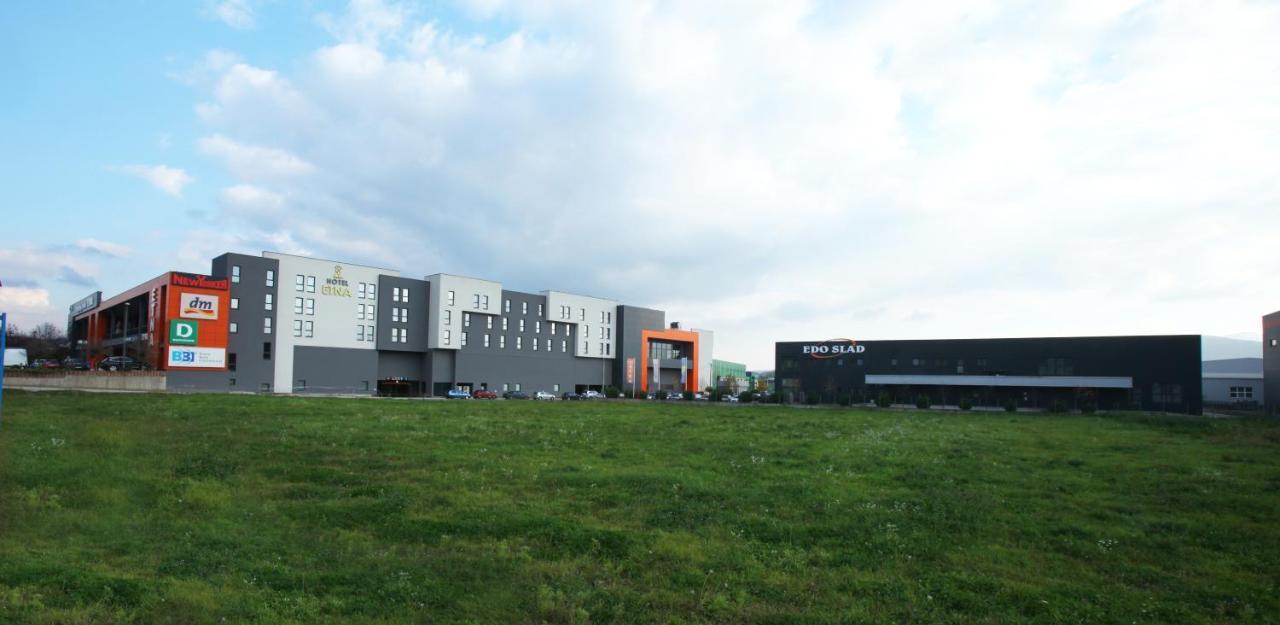 Hotel Etna Gracanica  Eksteriør bilde