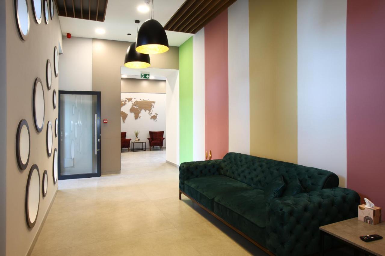 Hotel Etna Gracanica  Eksteriør bilde