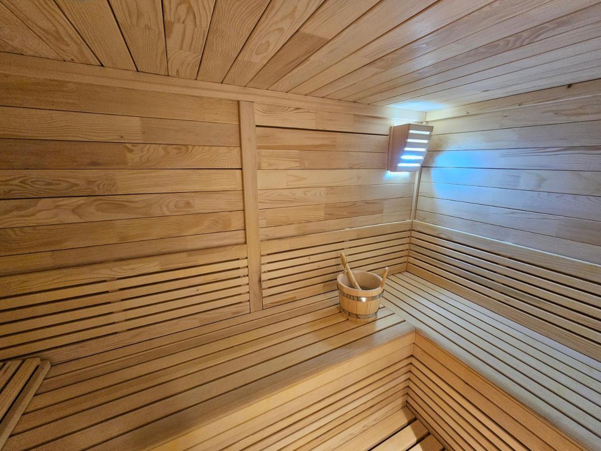 Hotel Etna Gracanica  Eksteriør bilde