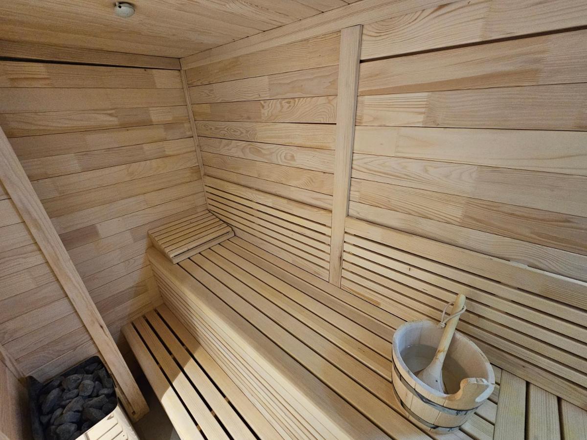 Hotel Etna Gracanica  Eksteriør bilde